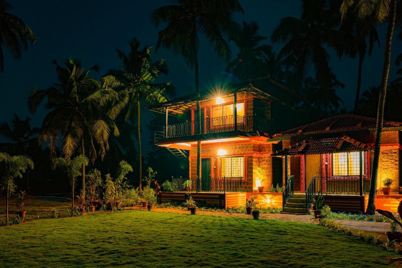 Deluxe Cottages Murdeshwar